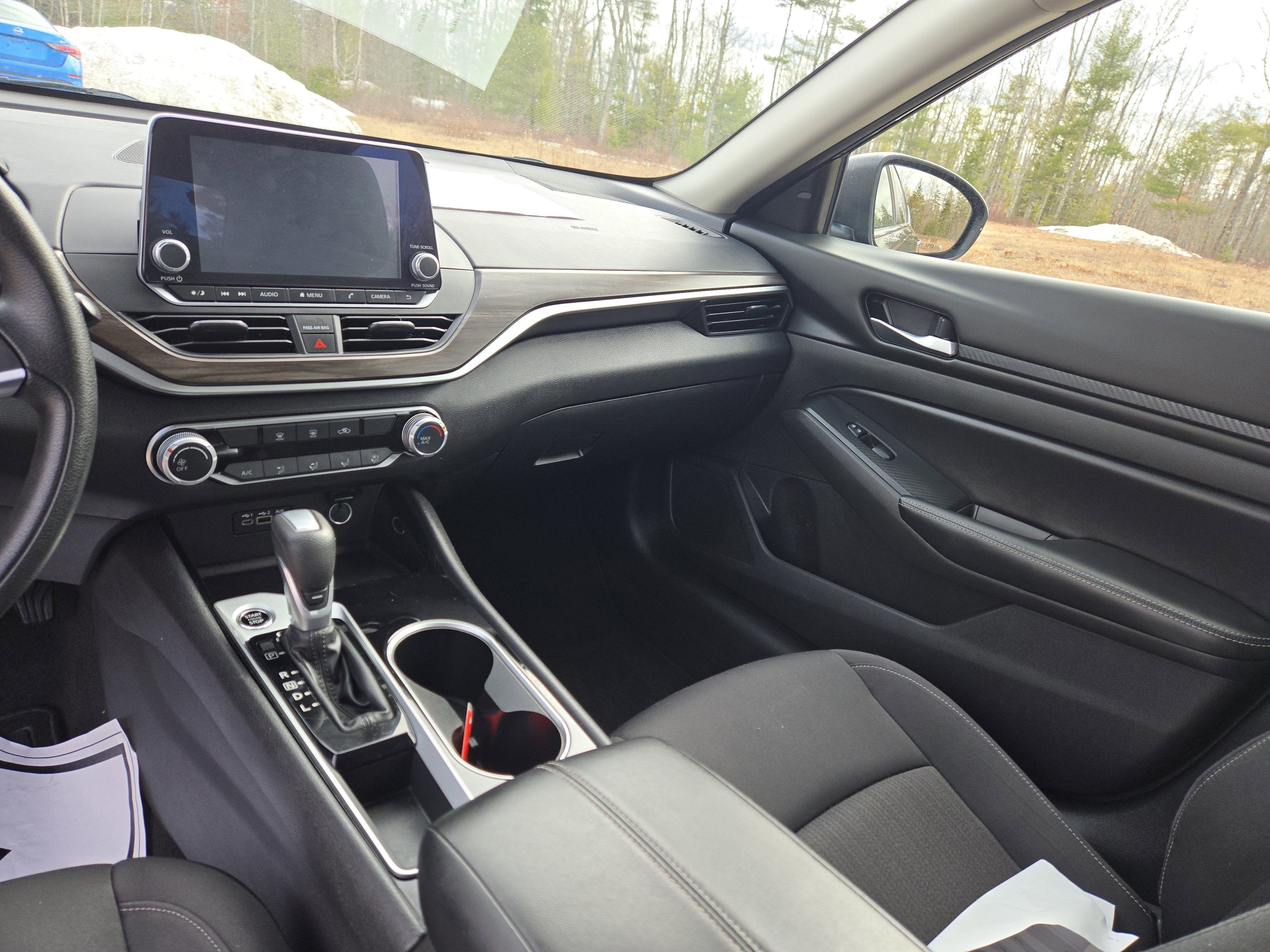 2024 Nissan Altima SV