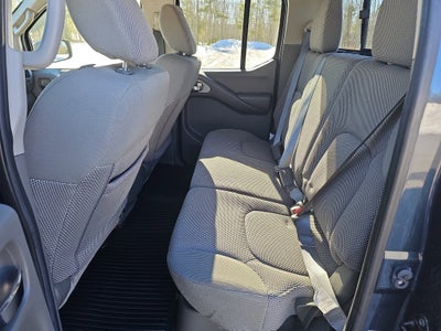 2015 Nissan Frontier SV