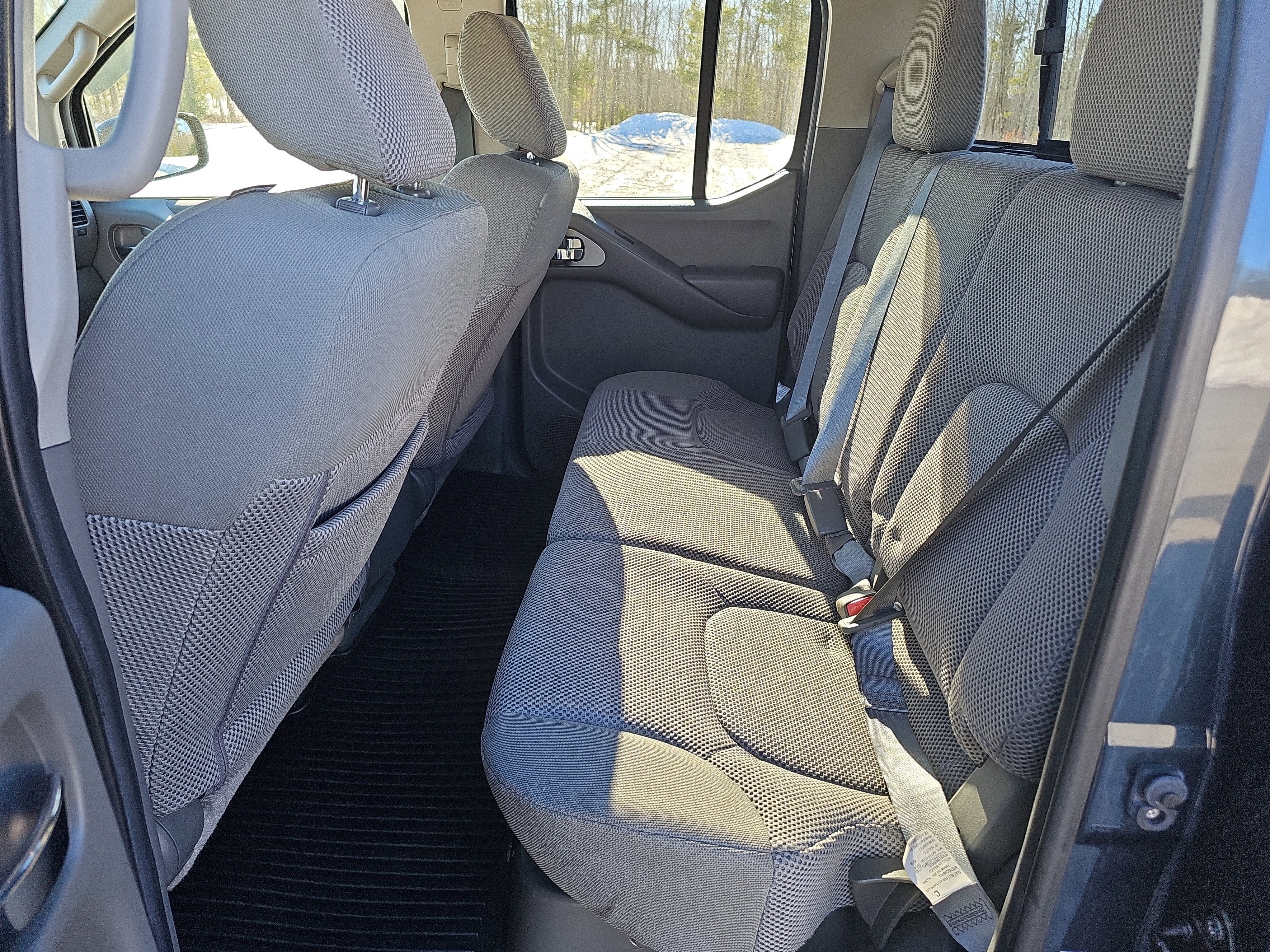 2015 Nissan Frontier SV