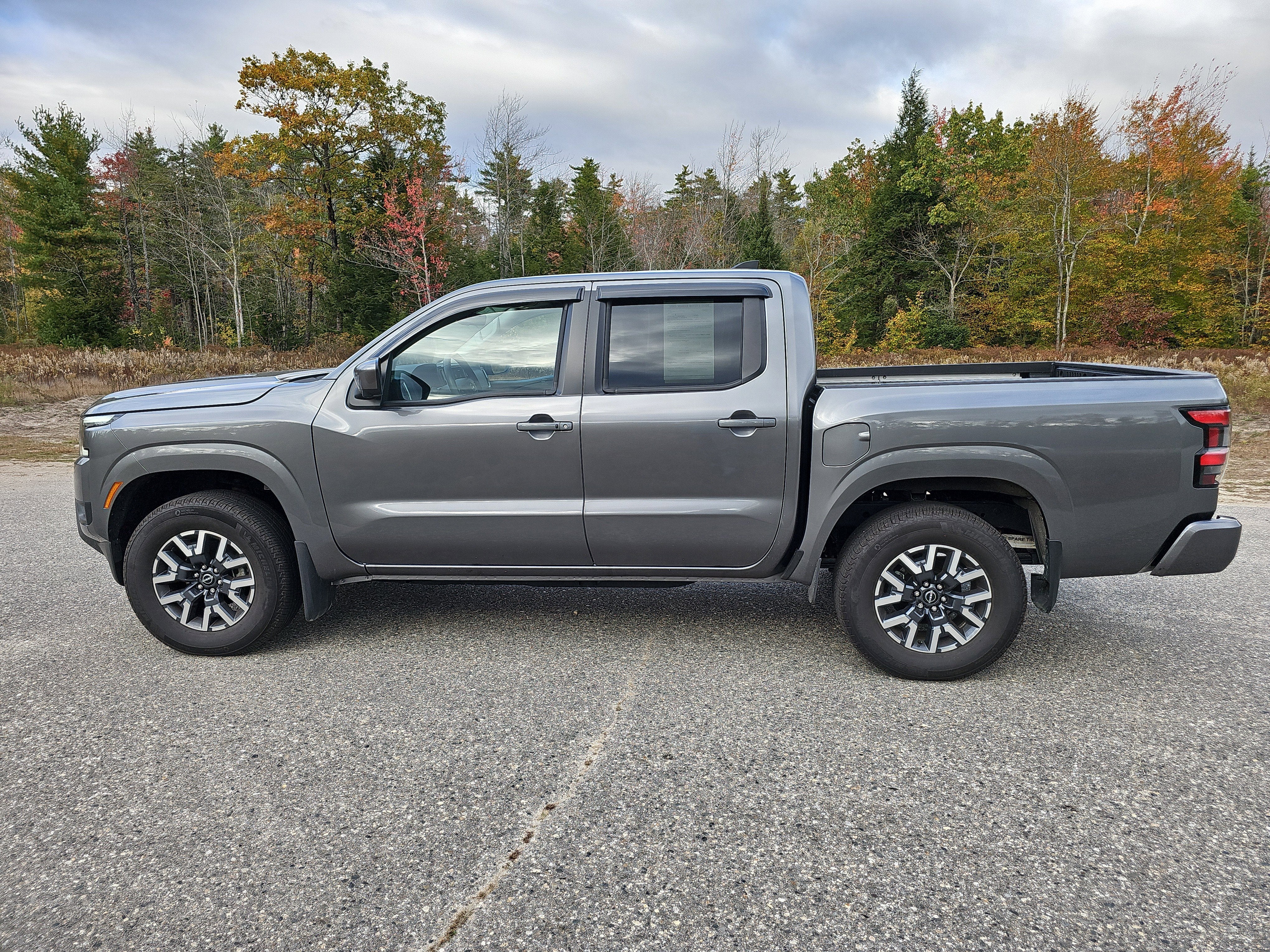 2025 Nissan Frontier Crew Cab SL