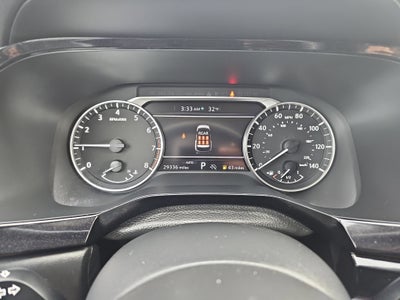 2025 Nissan Pathfinder SV