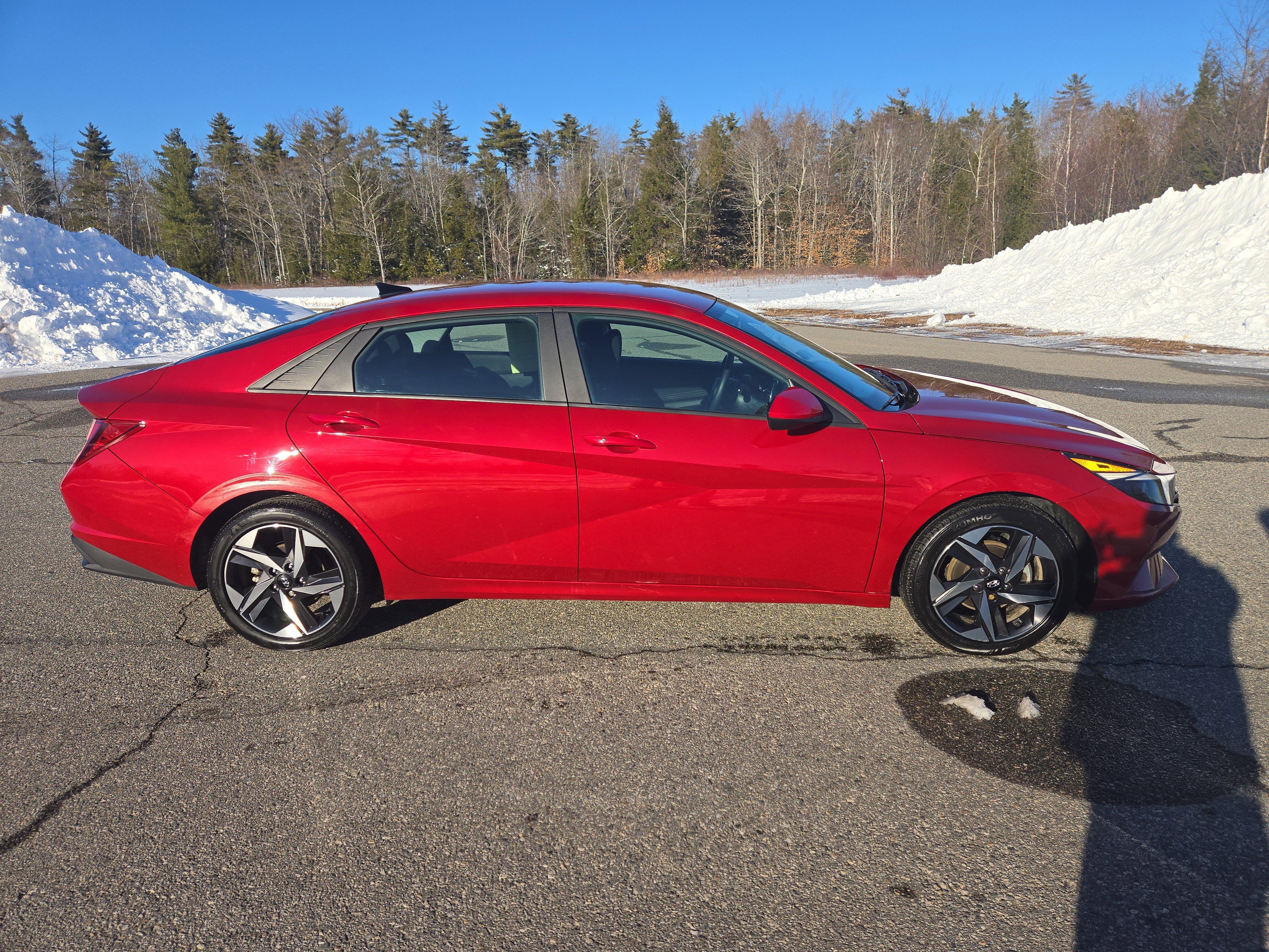 2023 Hyundai ELANTRA SEL