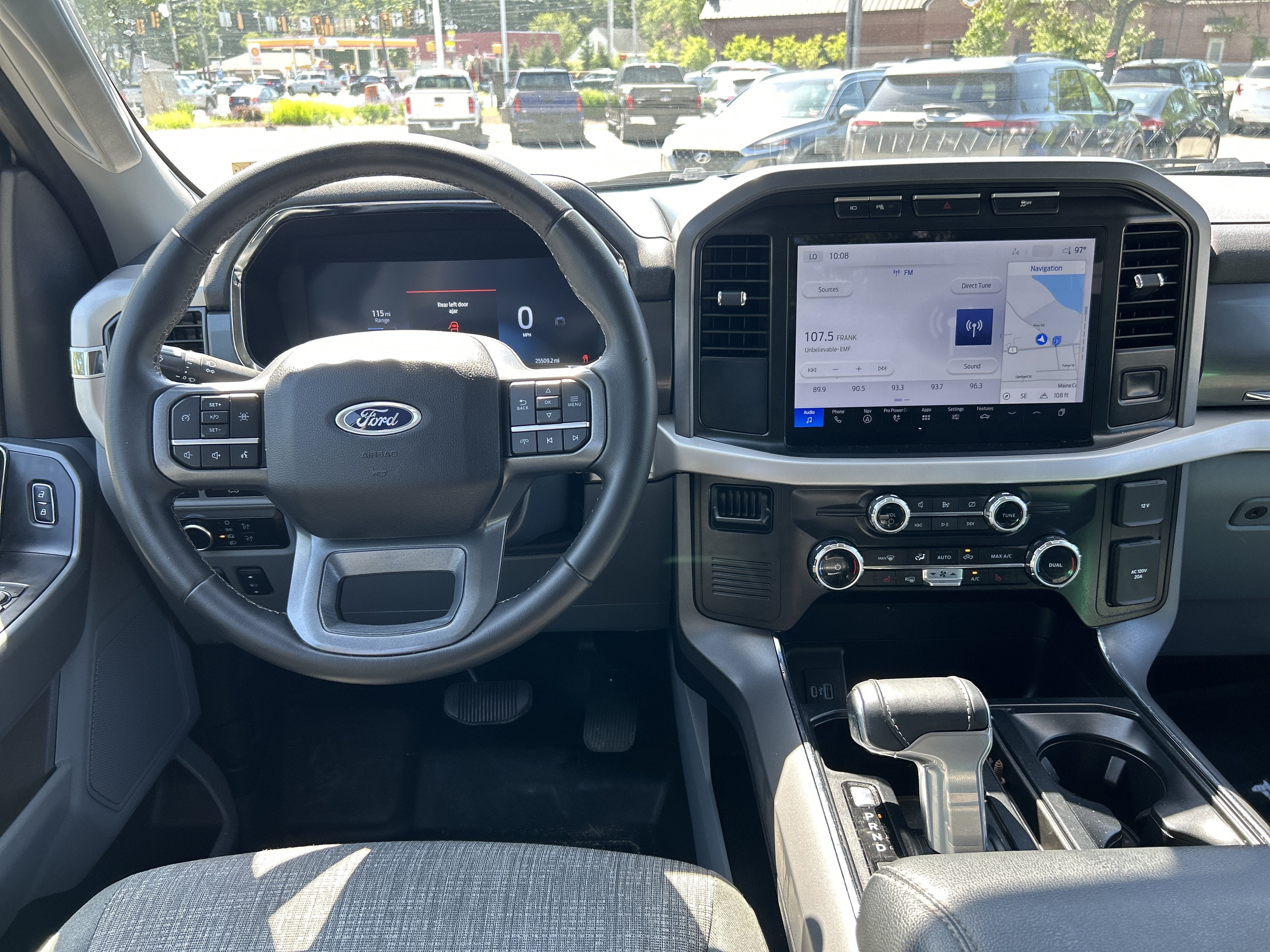 2023 Ford F-150 Lightning XLT