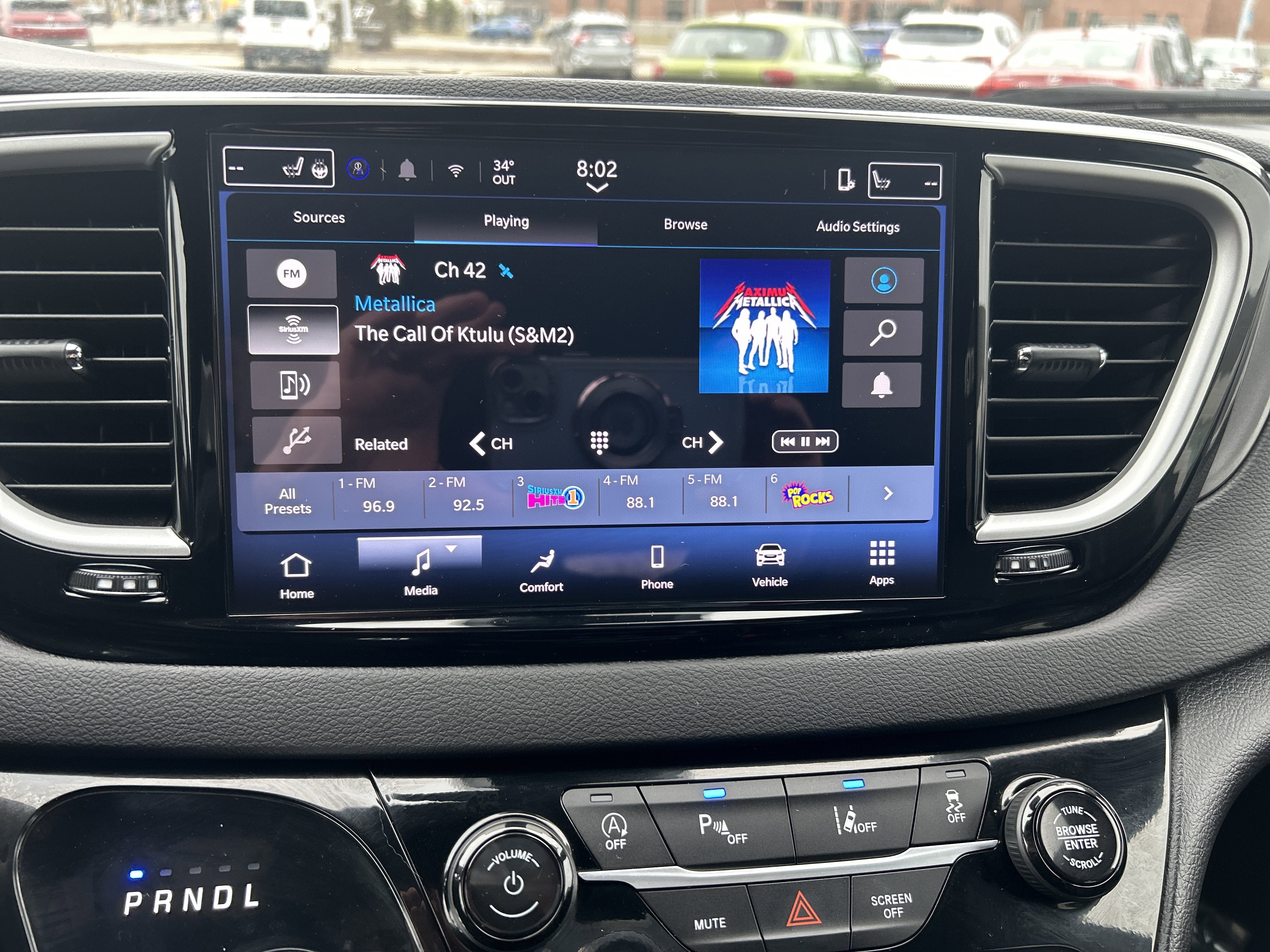 2025 Chrysler Pacifica Select