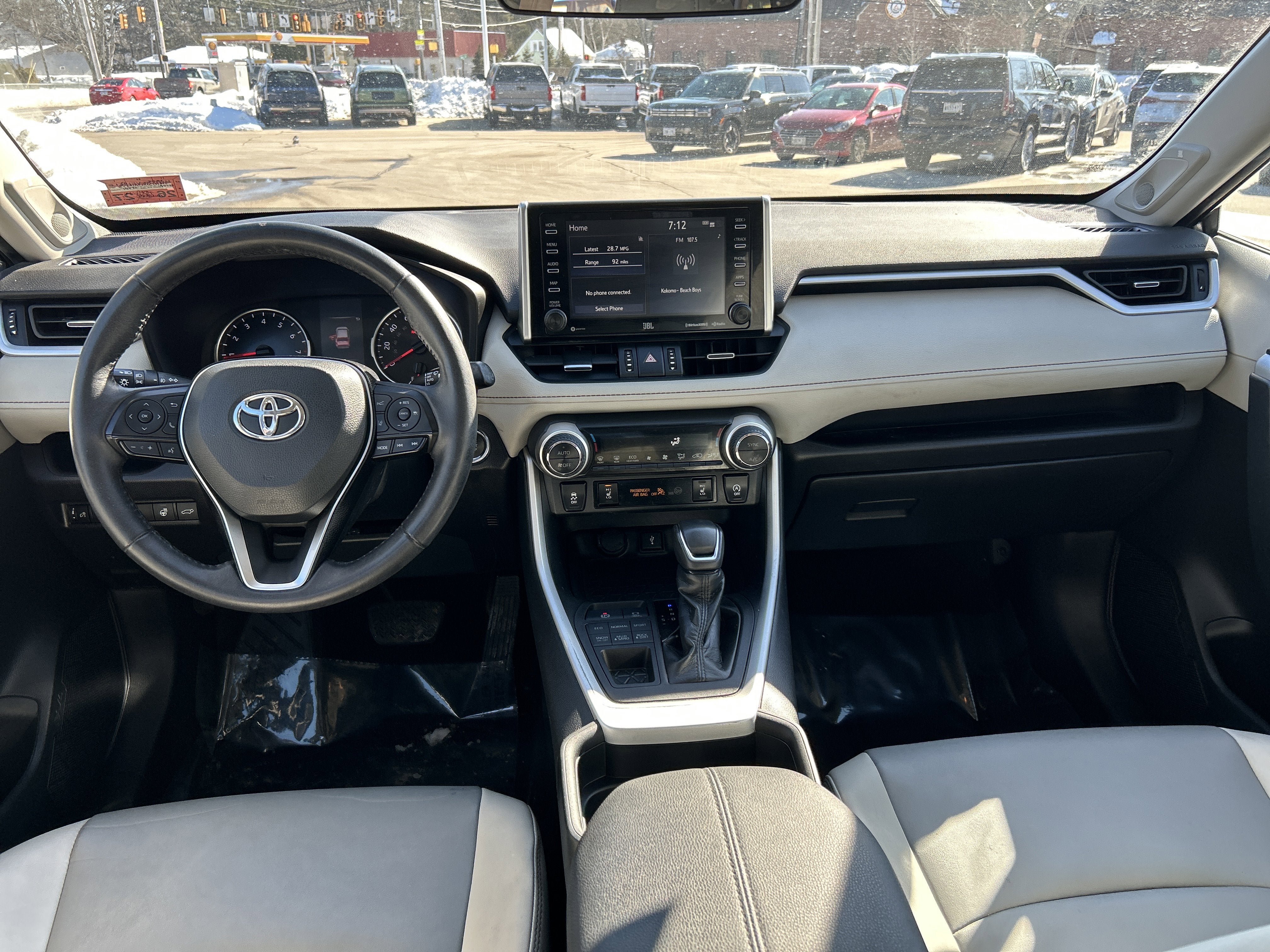 2020 Toyota RAV4 XLE Premium
