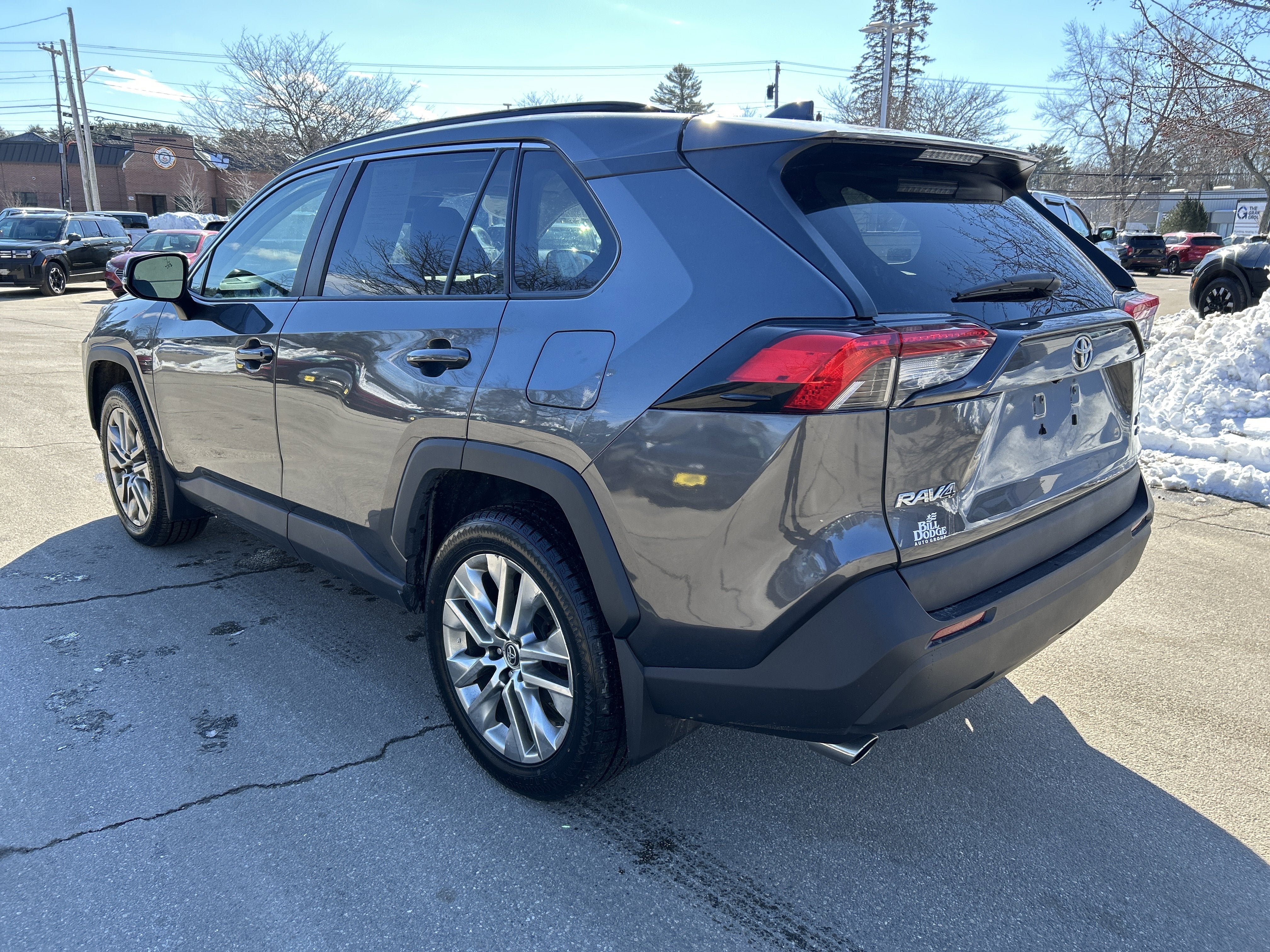 2020 Toyota RAV4 XLE Premium