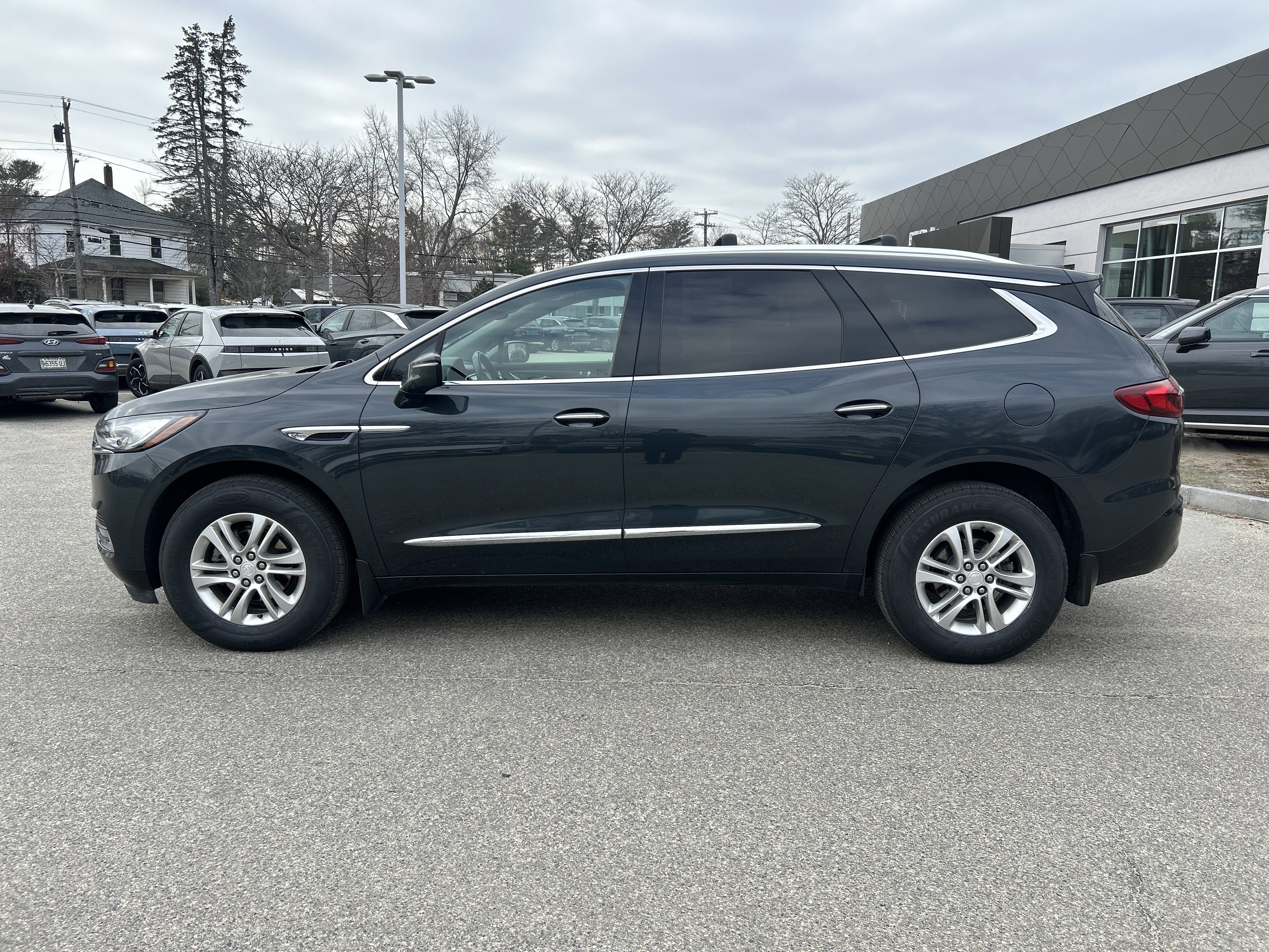 2021 Buick Enclave Essence