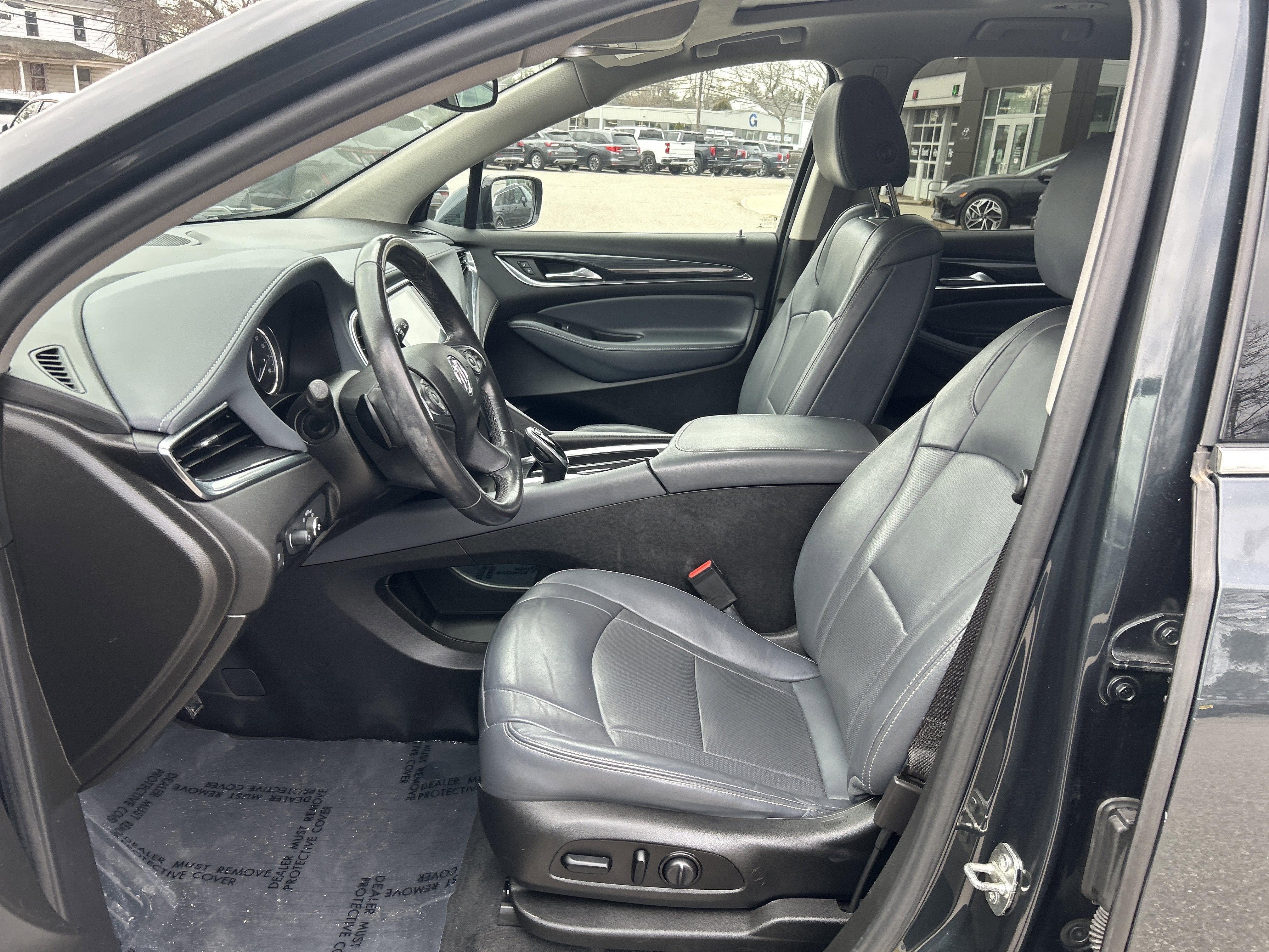 2021 Buick Enclave Essence