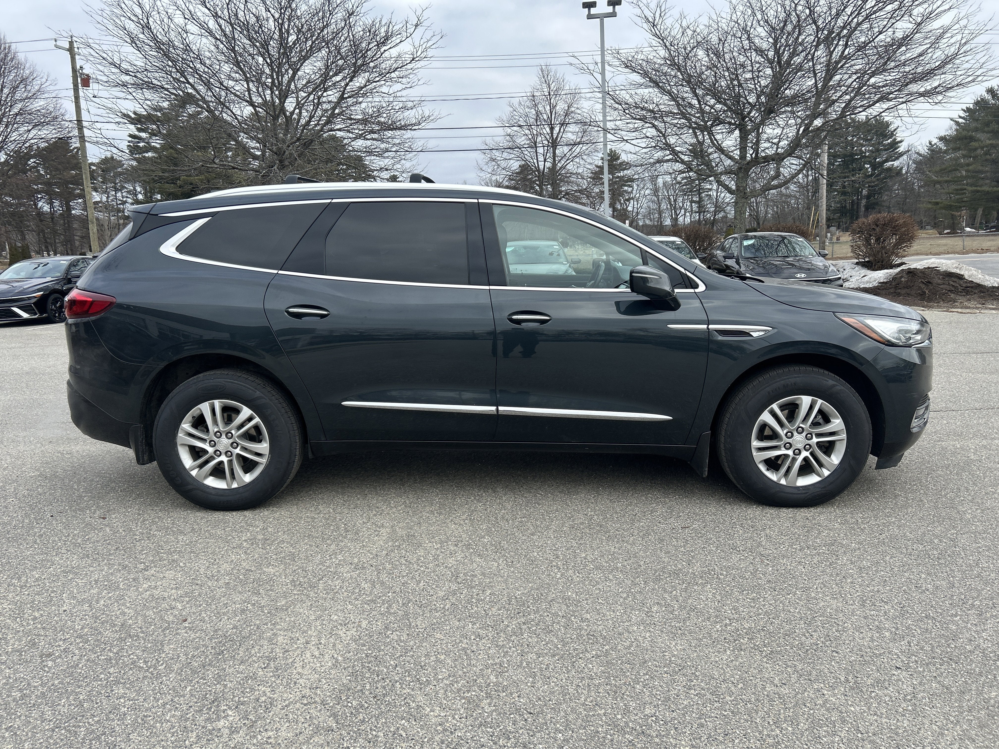 2021 Buick Enclave Essence