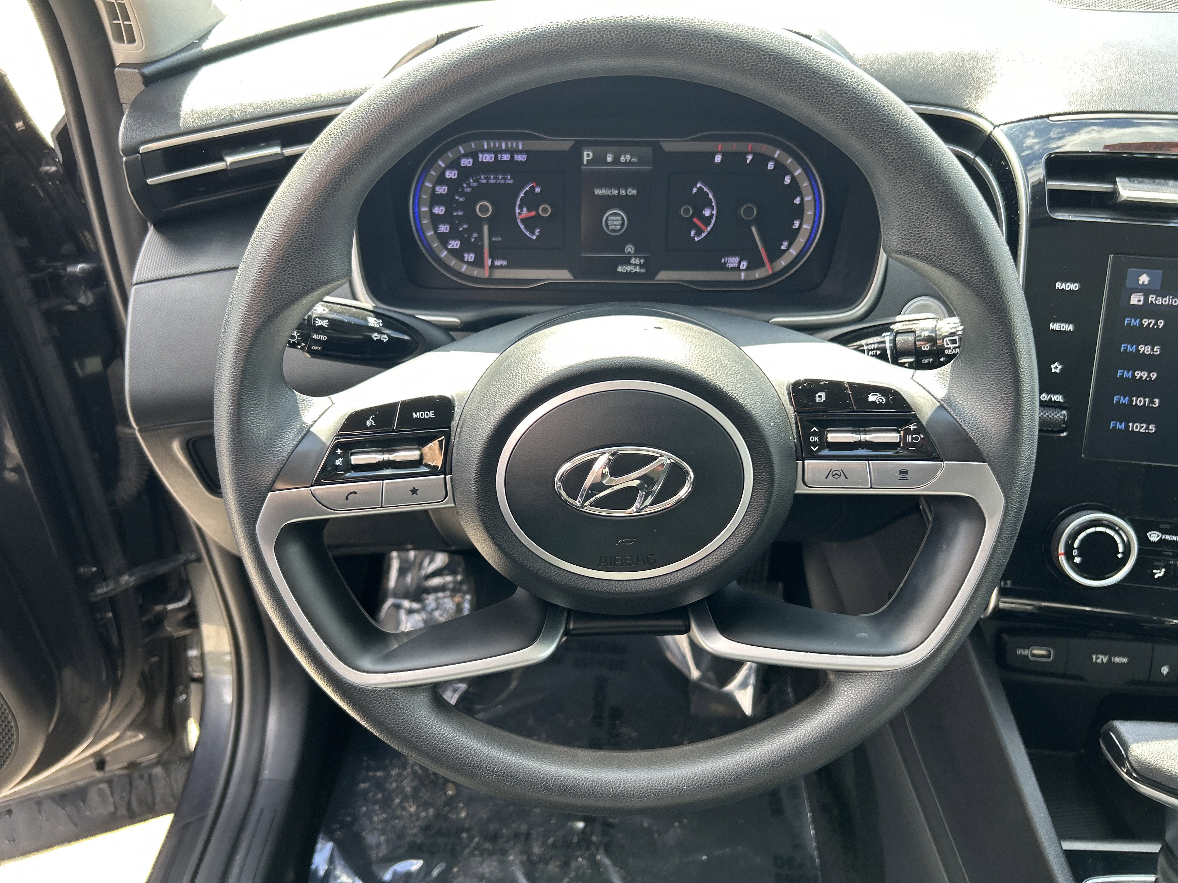 2023 Hyundai TUCSON SEL