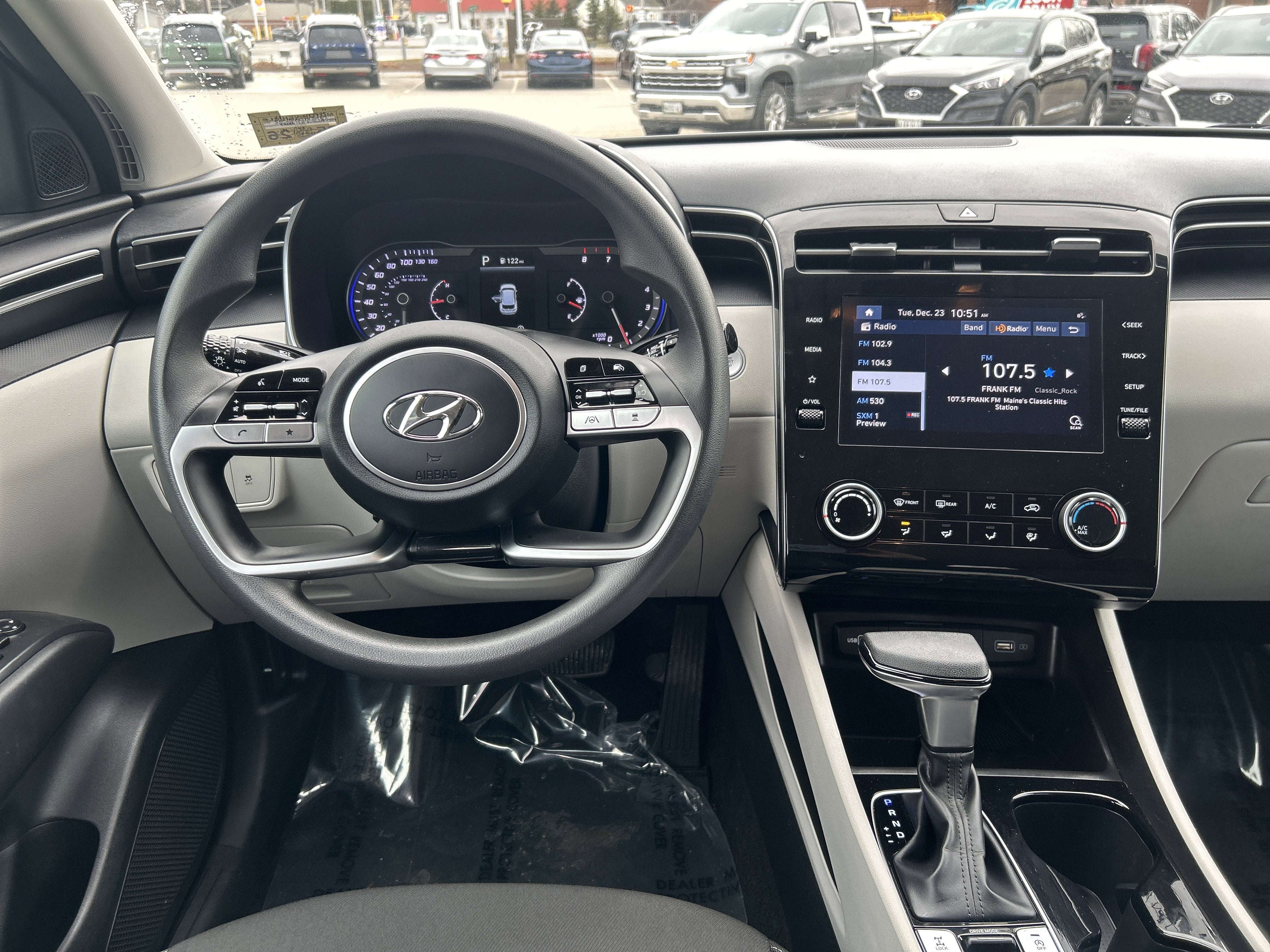 2023 Hyundai TUCSON SEL