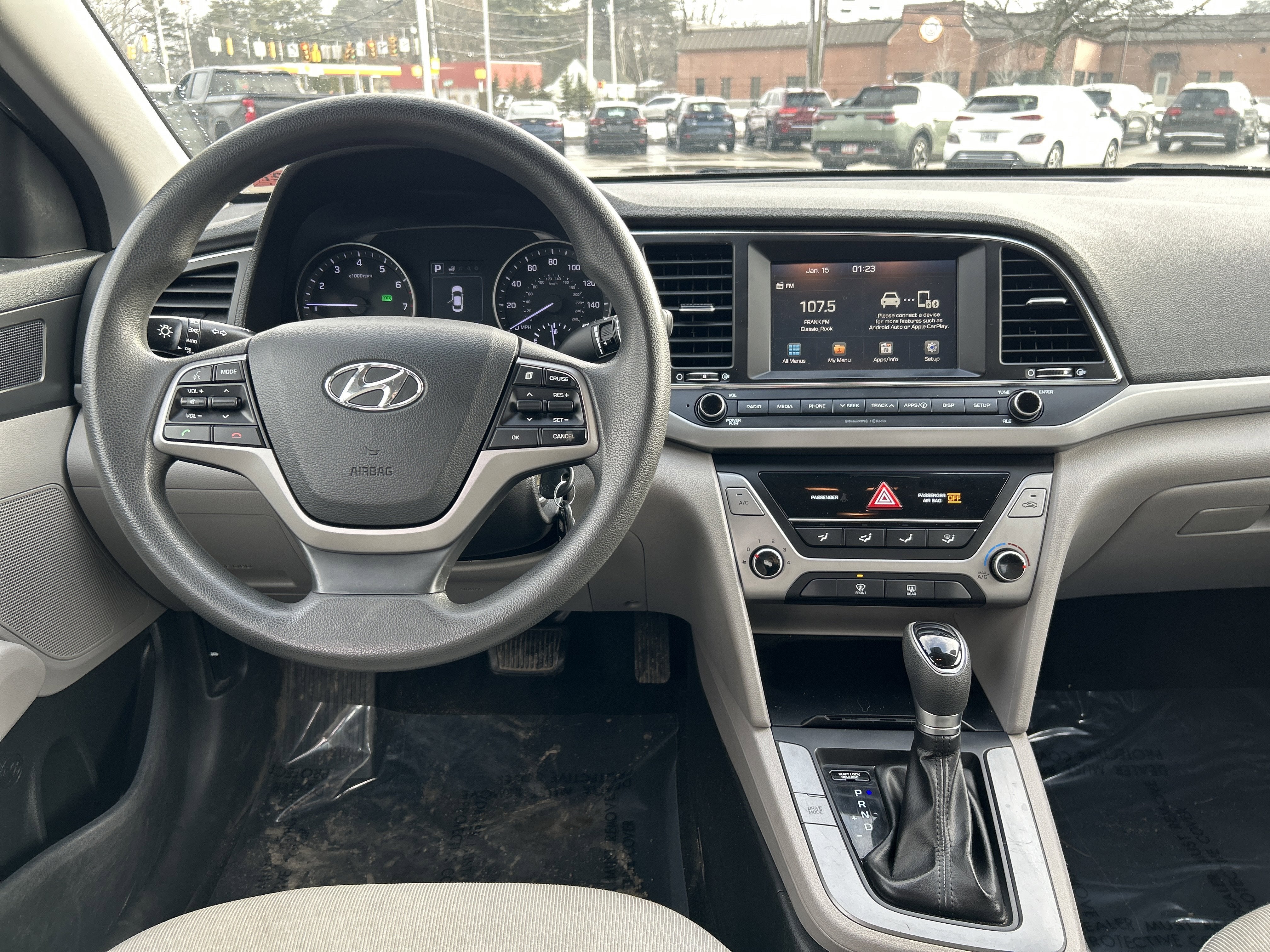 2018 Hyundai ELANTRA SEL
