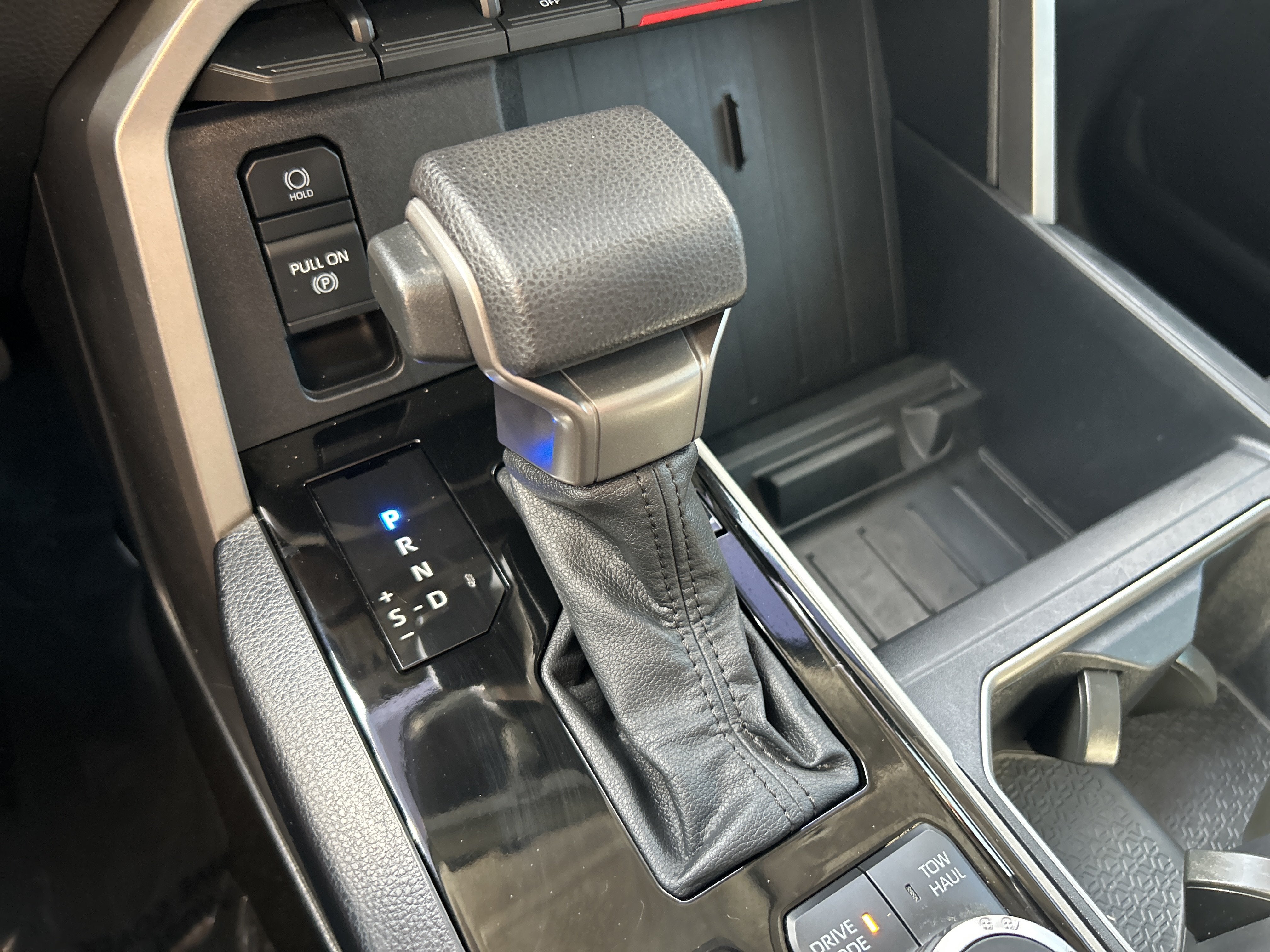 2023 Toyota Tundra 4WD SR5