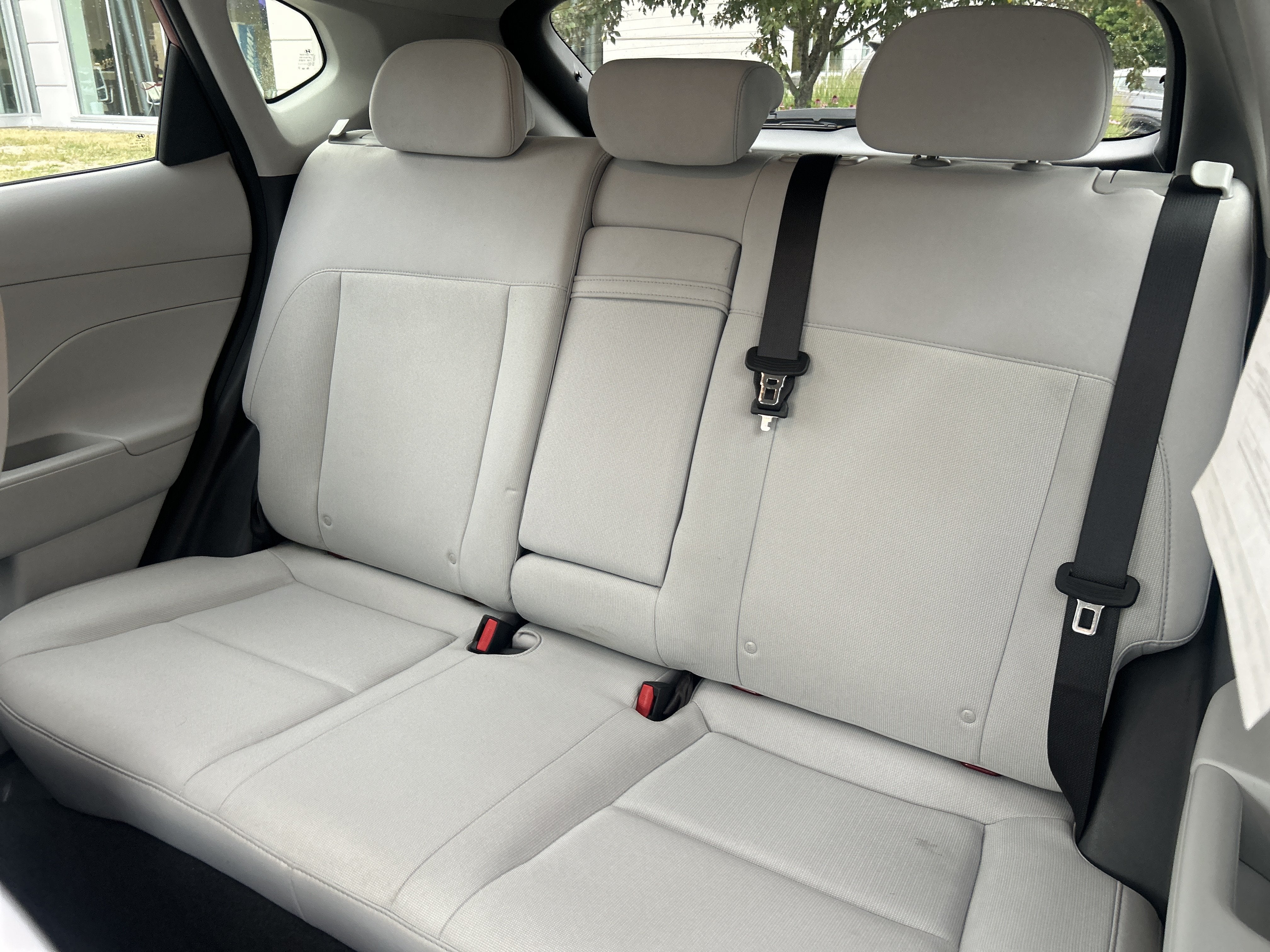 2025 Hyundai Kona SEL - Photo 27