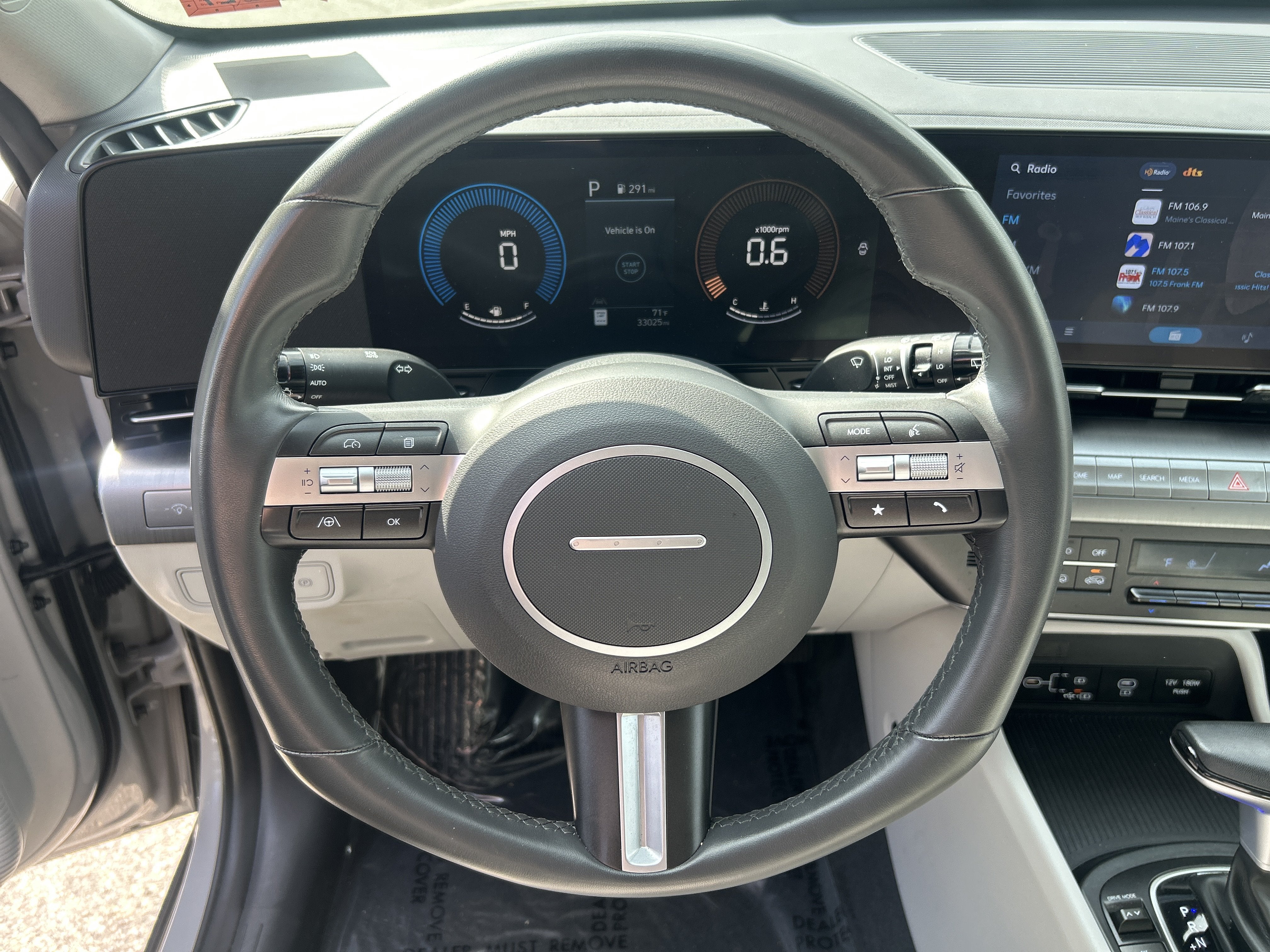 2025 Hyundai KONA SEL