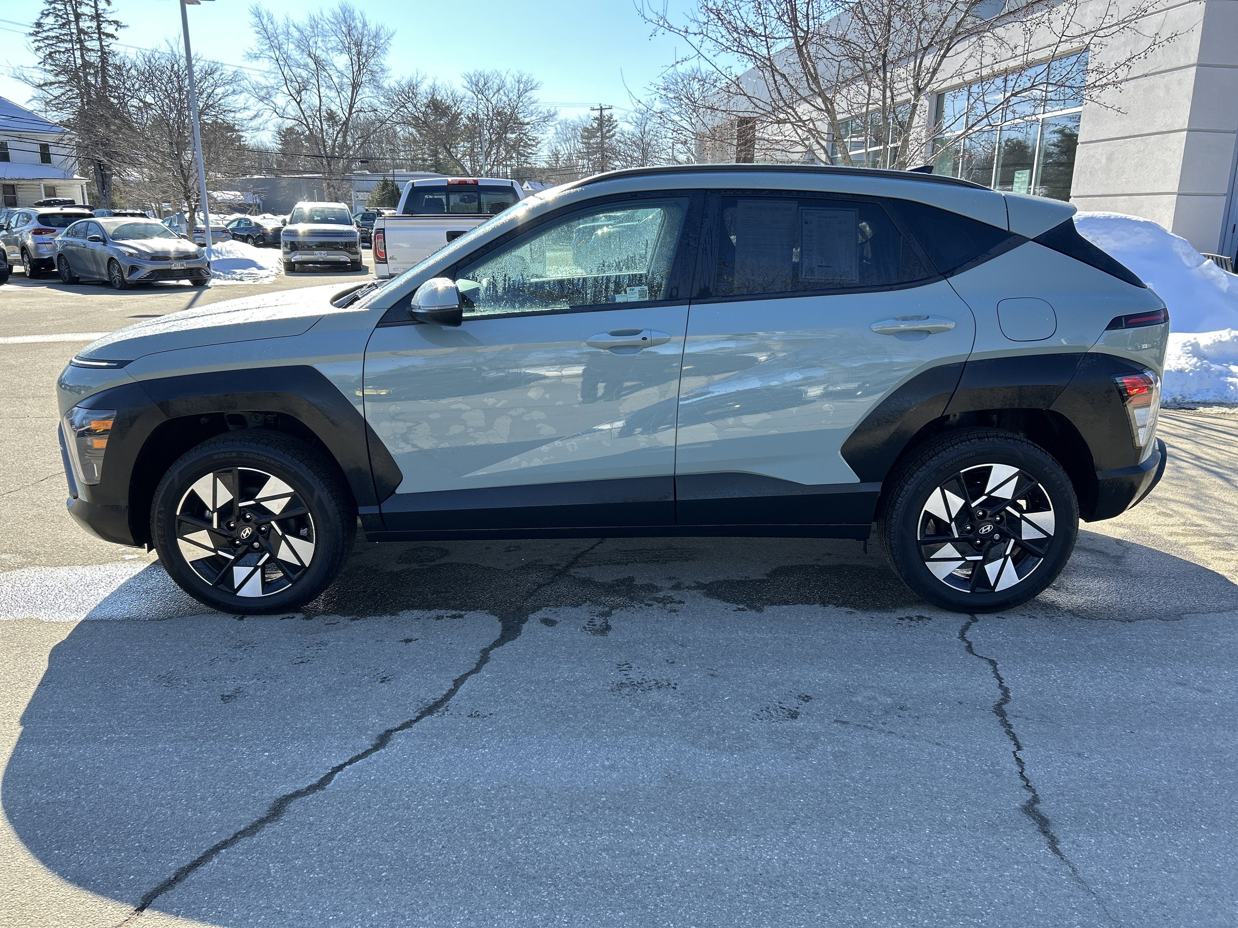 2024 Hyundai KONA SEL