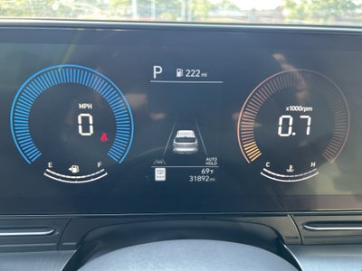 2025 Hyundai KONA SEL