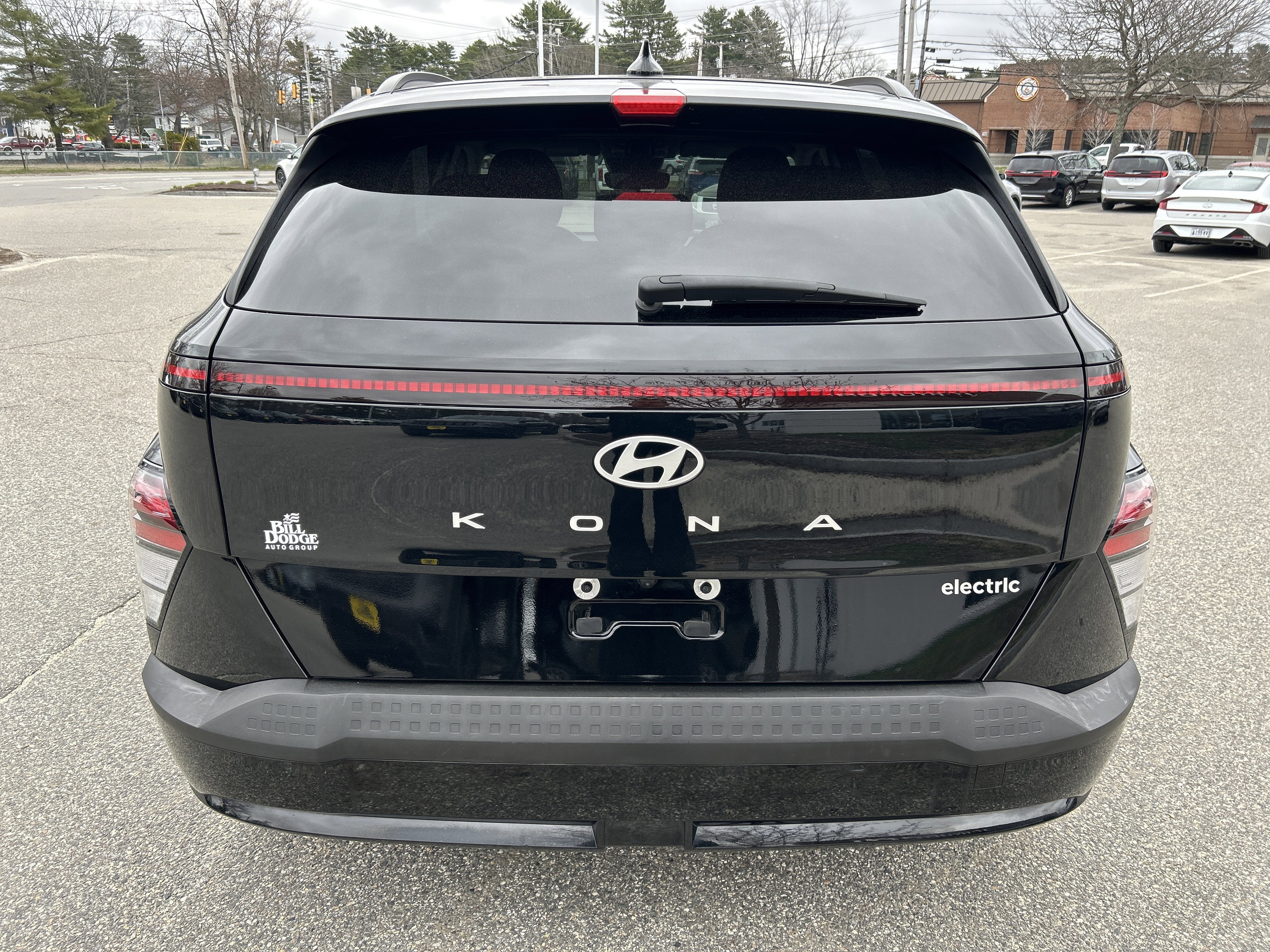 2024 Hyundai KONA ELECTRIC SEL