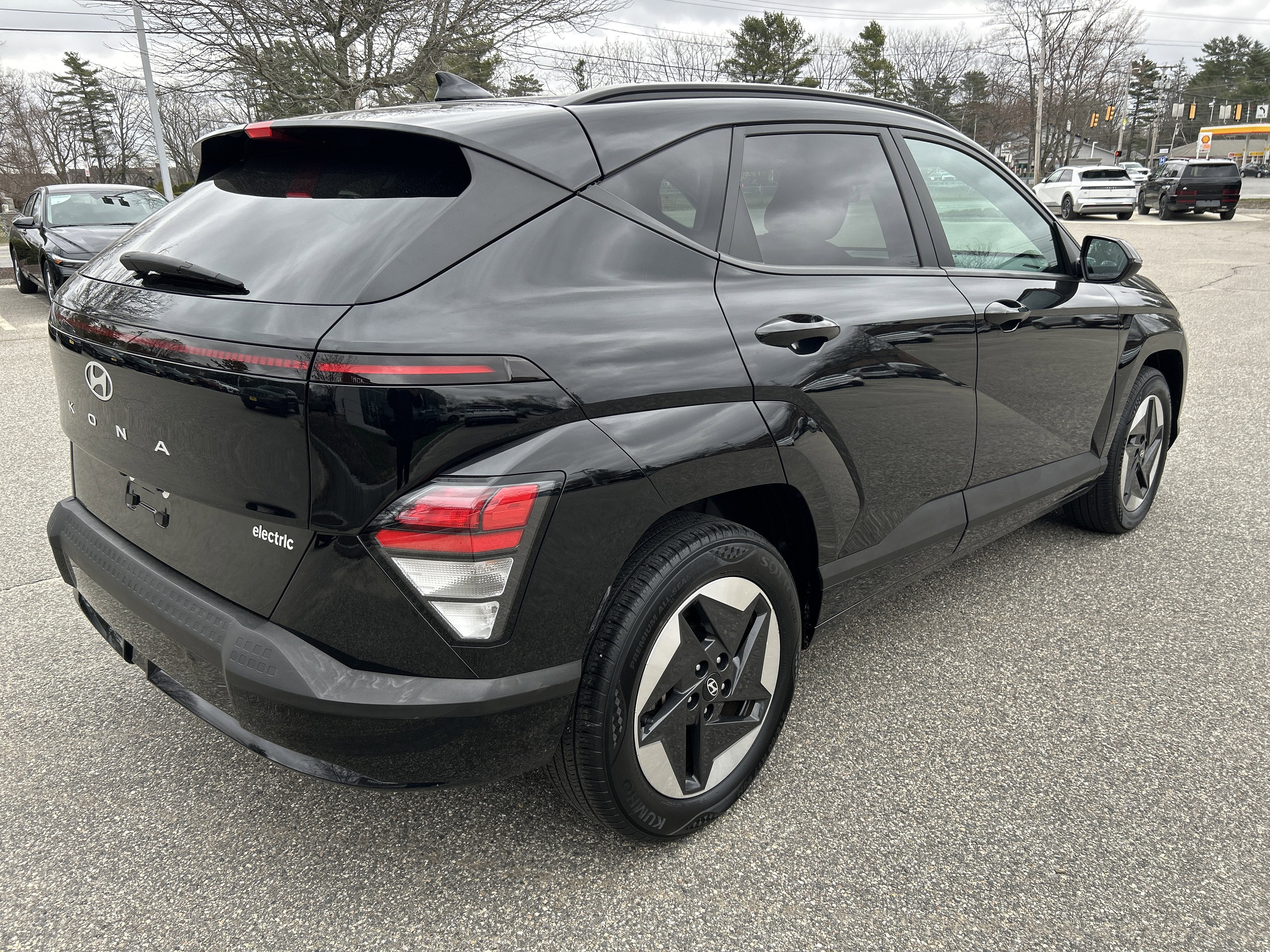 2024 Hyundai KONA ELECTRIC SEL