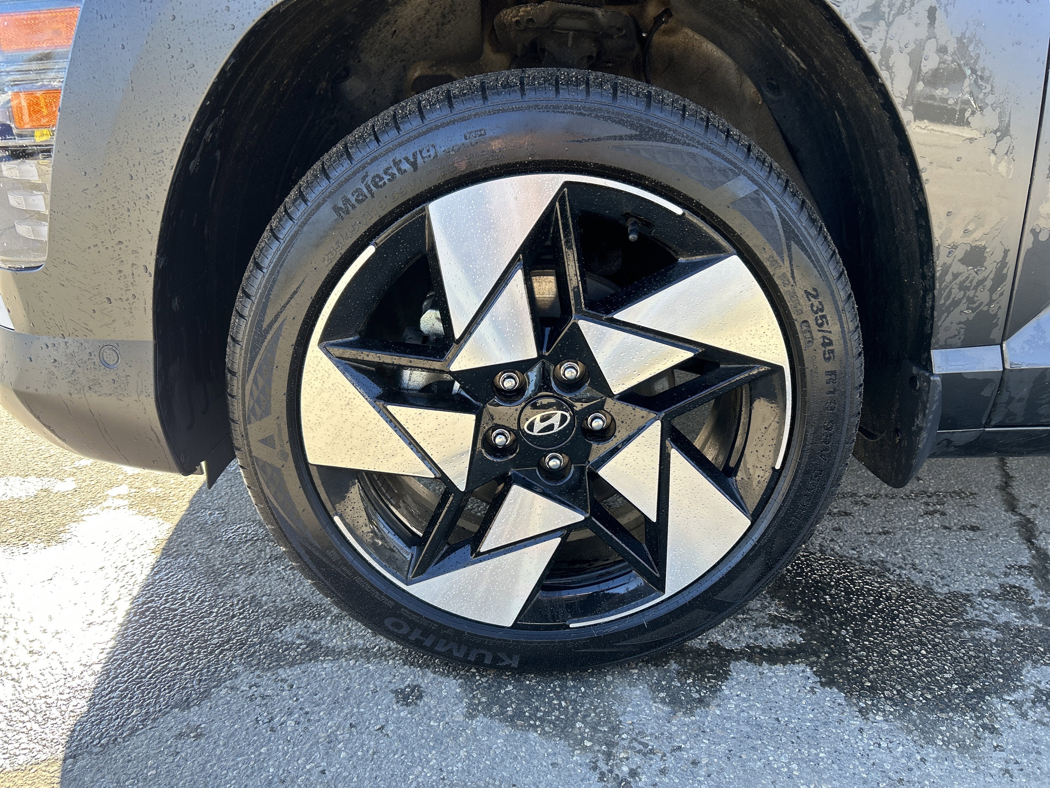 2025 Hyundai KONA Limited