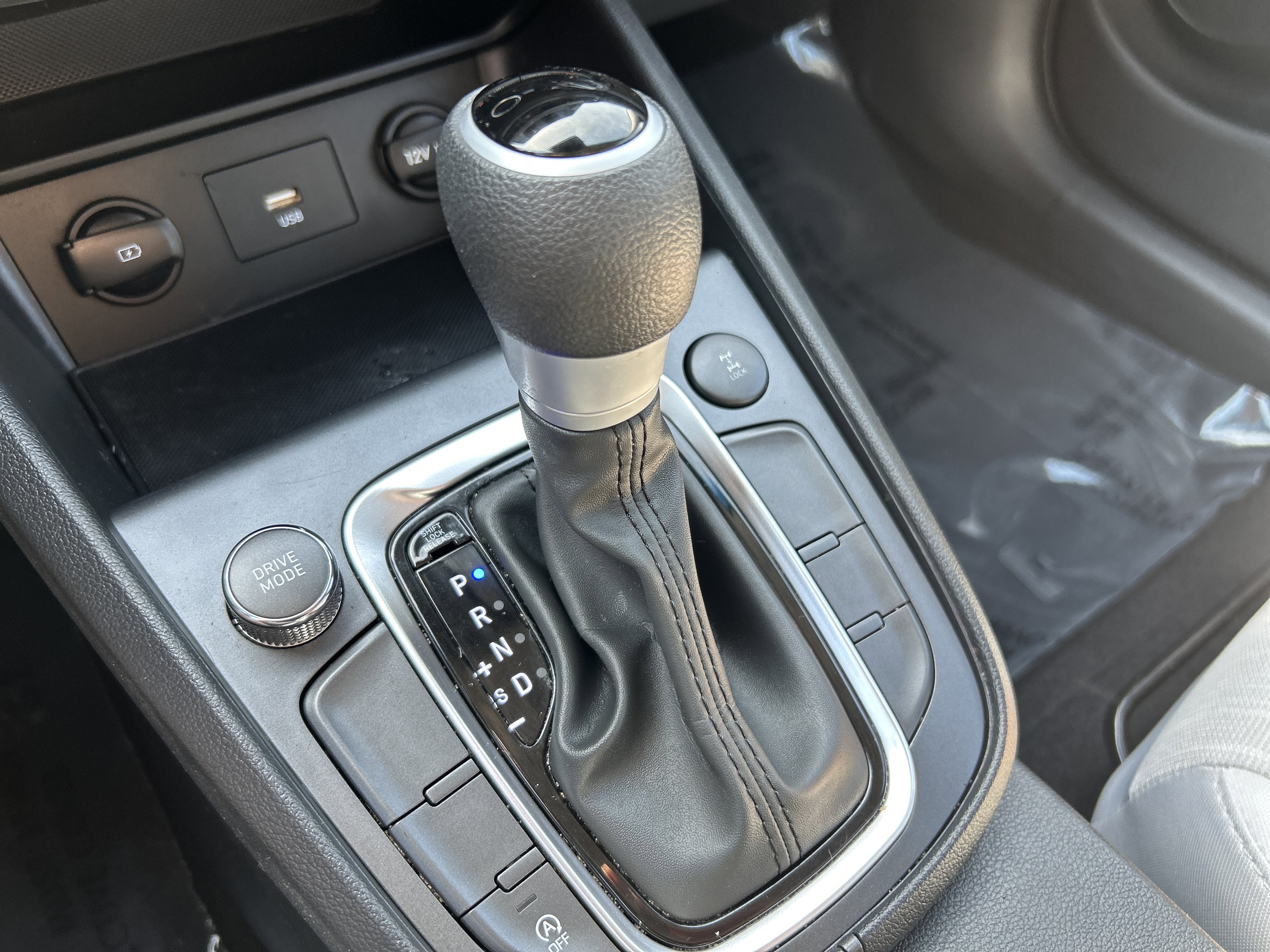 2023 Hyundai Kona SEL - Photo 23