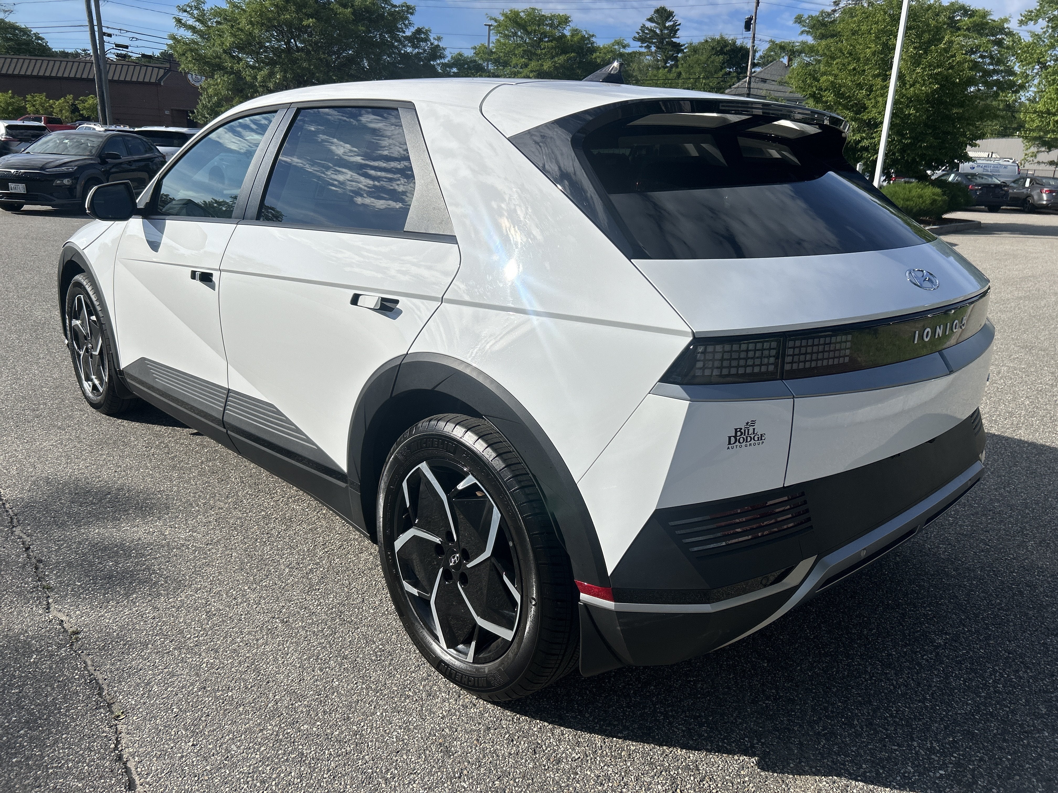 2024 Hyundai IONIQ 5 SEL