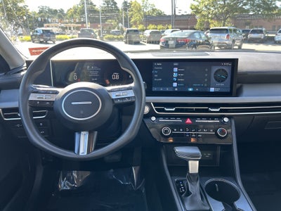 2025 Hyundai SONATA SE