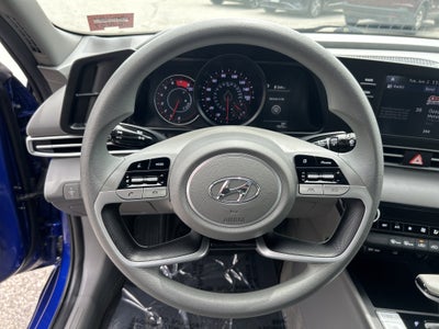 2022 Hyundai ELANTRA SEL