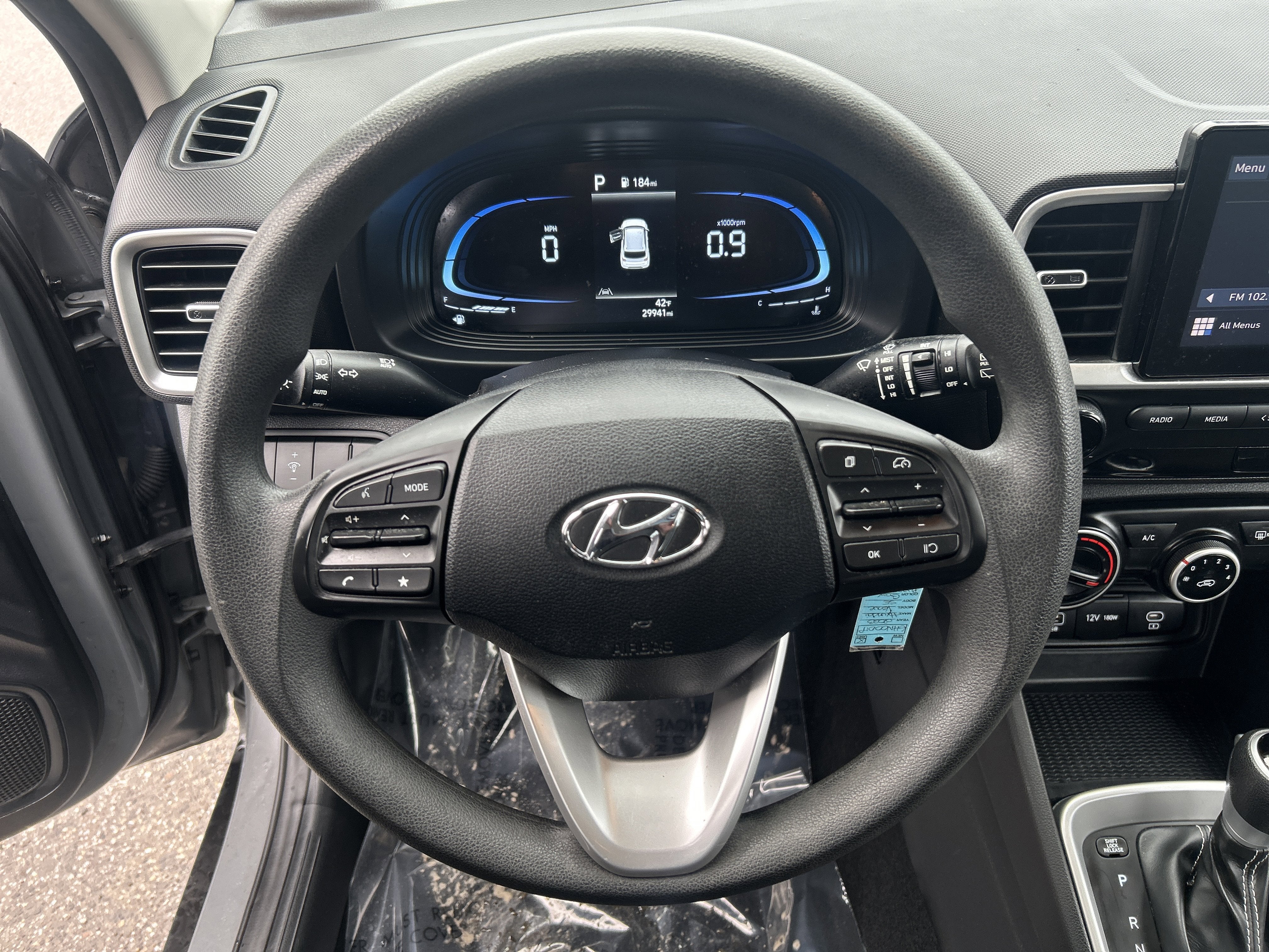 2023 Hyundai VENUE SE