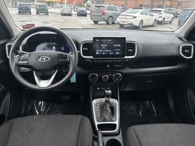 2023 Hyundai VENUE SE