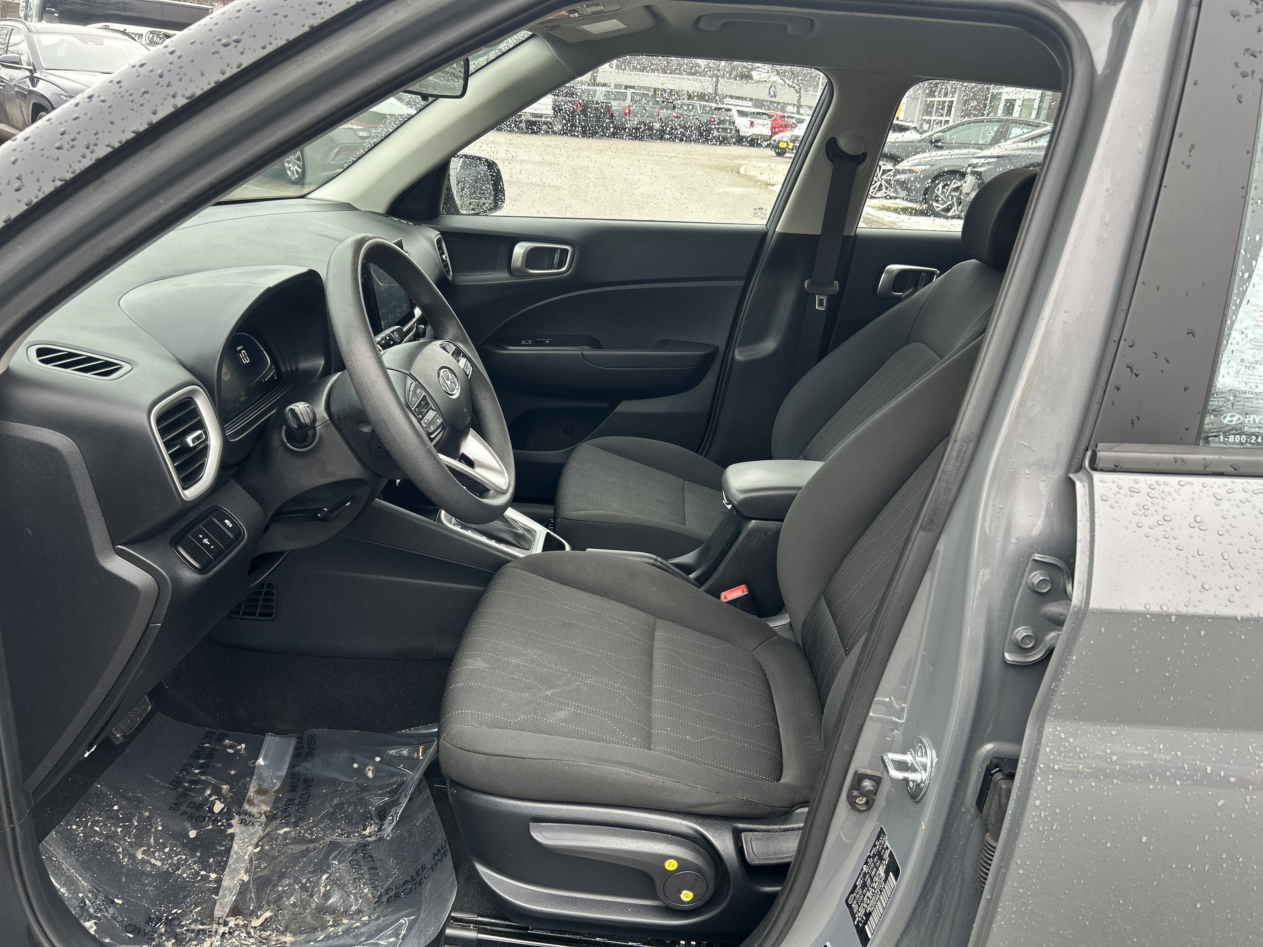 2023 Hyundai VENUE SE