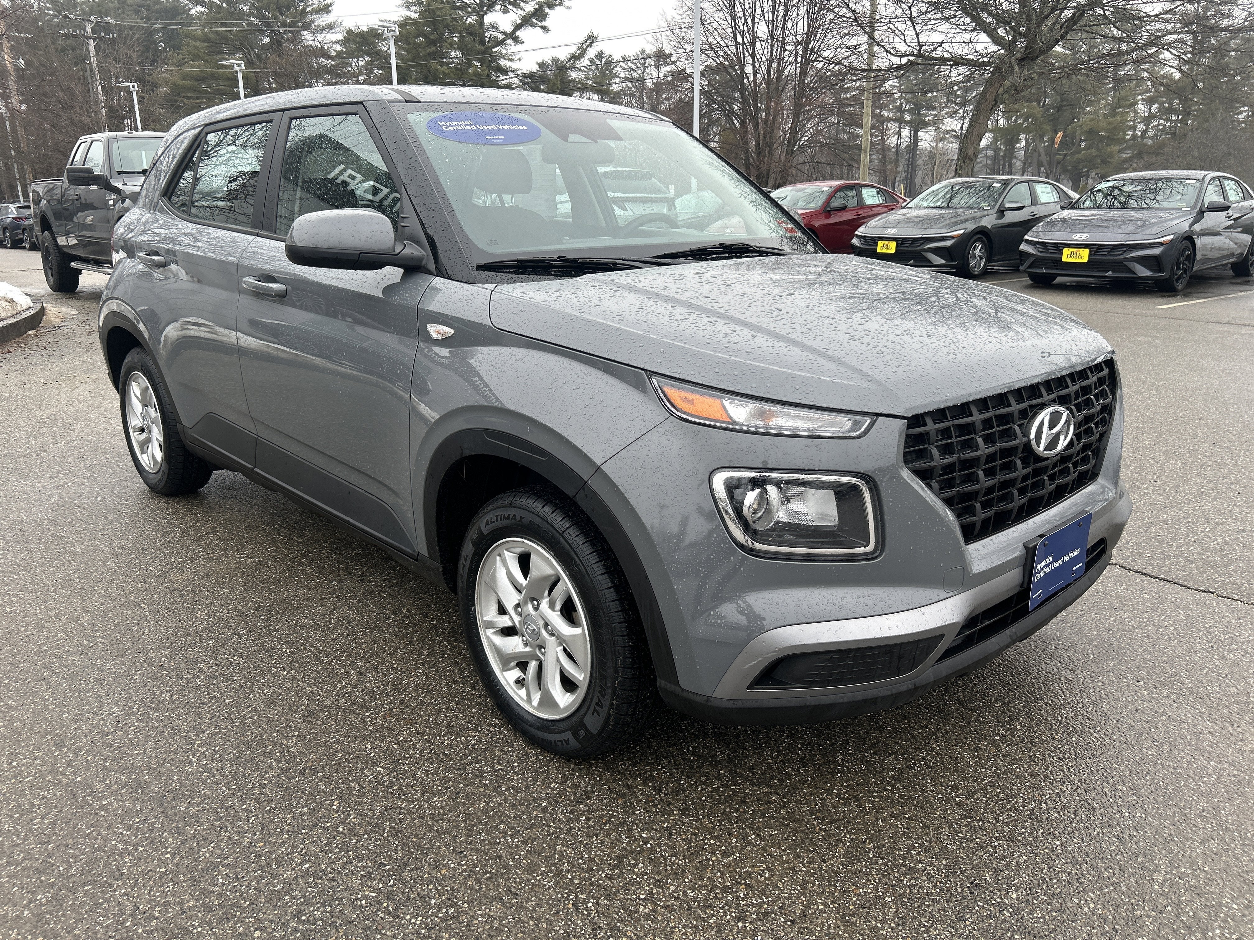 2023 Hyundai VENUE SE