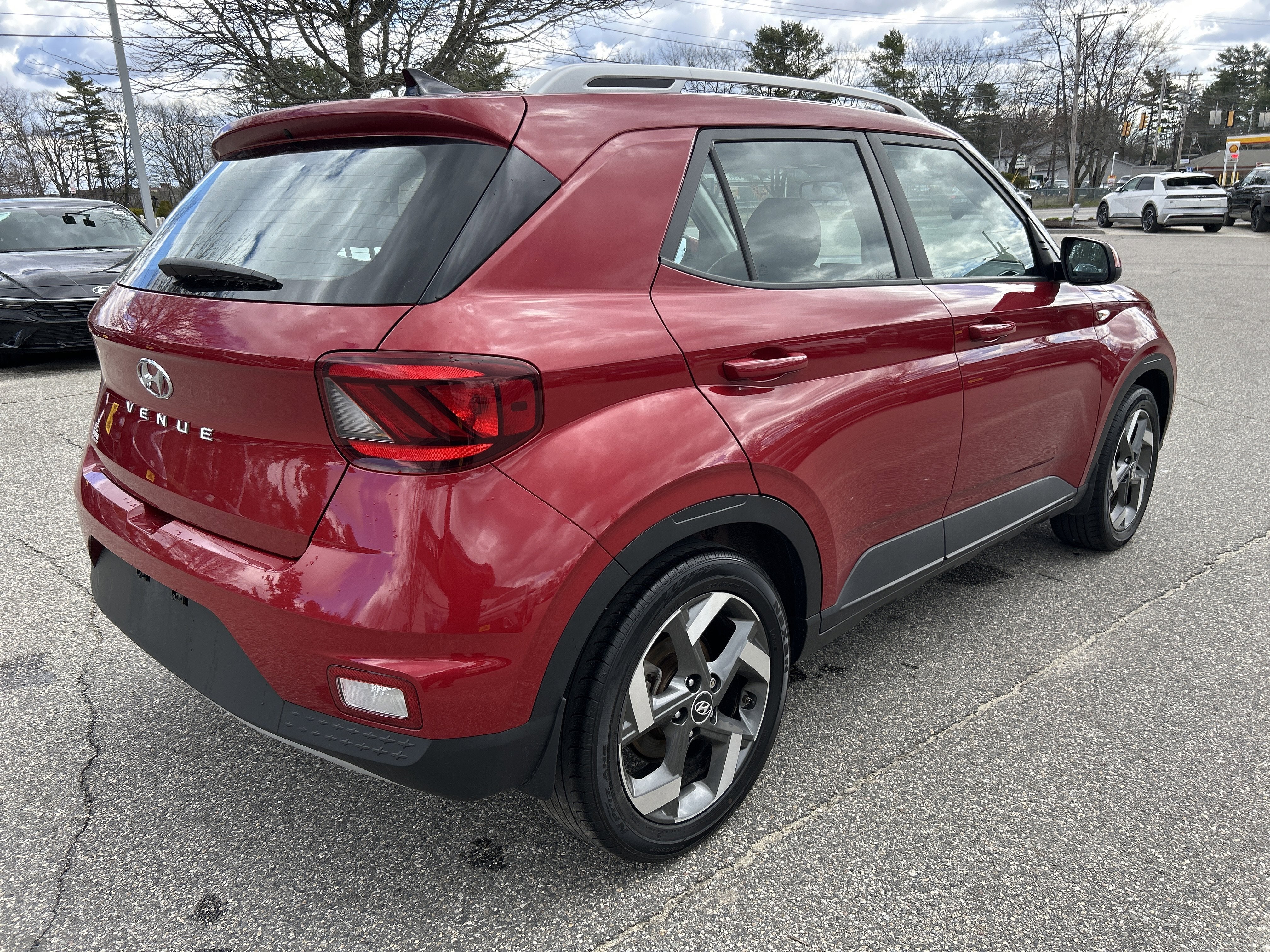 2022 Hyundai VENUE SEL